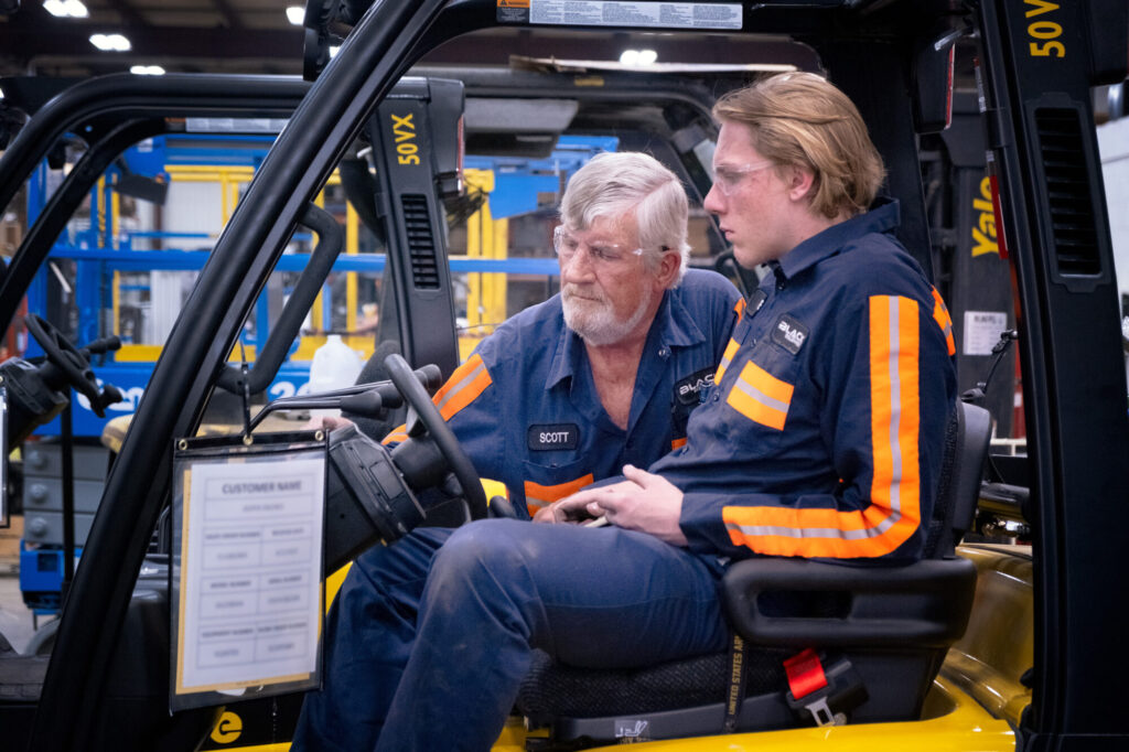 Experienced Mechanics use their knowledge to help educate up and coming mechanics eager to learn more.