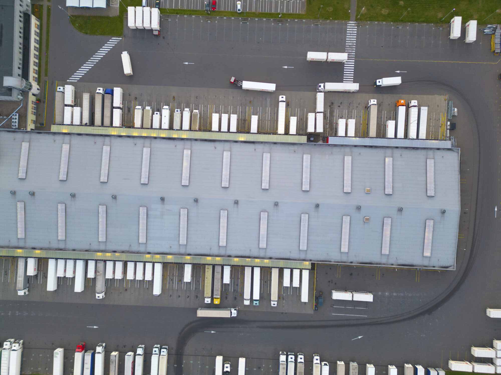 Trucking Black Equipment