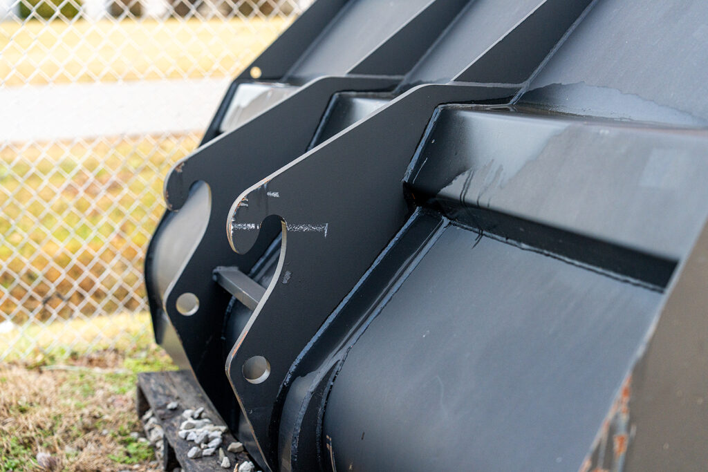 Contractor Equipment Rentals in Evansville Indiana. JLG. GENIE. JCB. Yale. Ramps. Trailers. Generators. Air Compressors. Light Towers. Boom Lifts. Scissor Lifts. High Capacity Pneumatic Tire Forklifts, Telehandlers (Reach Trucks). Articulated Booms. Skid Steers. Mini Excavators.