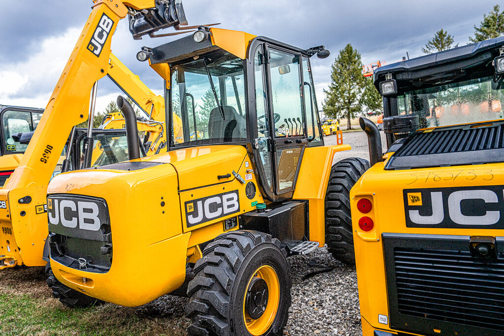 Contractor Equipment Rentals in Evansville Indiana. JLG. GENIE. JCB. Yale. Ramps. Trailers. Generators. Air Compressors. Light Towers. Boom Lifts. Scissor Lifts. High Capacity Pneumatic Tire Forklifts, Telehandlers (Reach Trucks). Articulated Booms. Skid Steers. Mini Excavators.