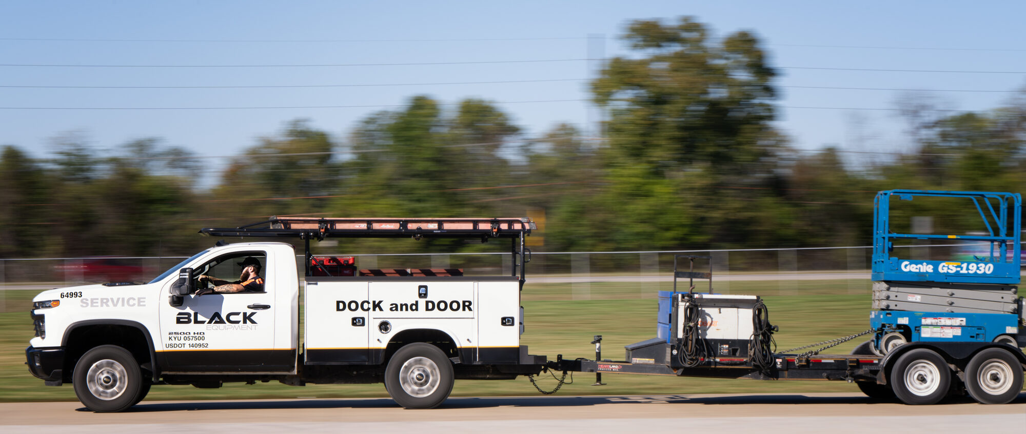 DandD-Truck-blur-crop01-453
